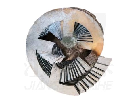 內(nèi)帶加強筋螺旋葉片